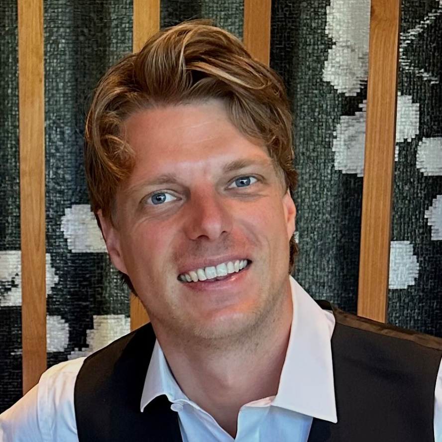 Mr. Thomas Van Der Meulen